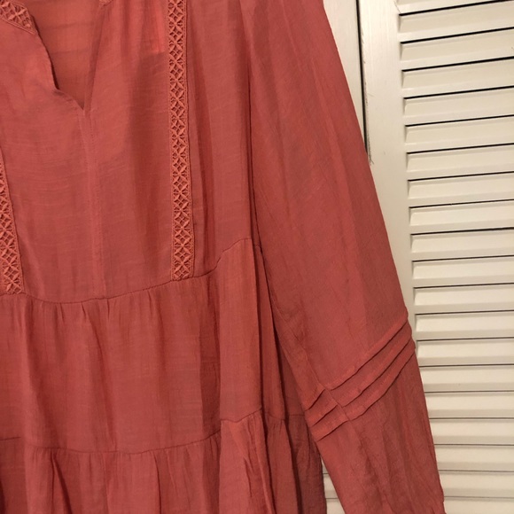 Zac & Rachel NWT Long Sleeve V-neck Top In Size Large. Color is Apricot Brandy. - Picture 12 of 13
